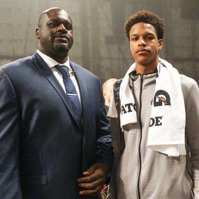 把第一脚向 把第一脚向